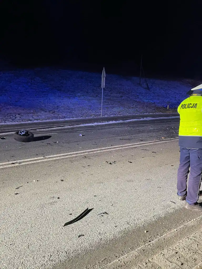 Wypadek na DK75 w Nowej Wsi. Jedna osoba w szpitalu