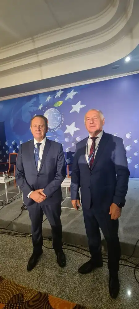 Forum Ekonomiczne w Karpaczu - dyskusje o nowych wyzwaniach. Wśród panelistów starosta nowosądecki