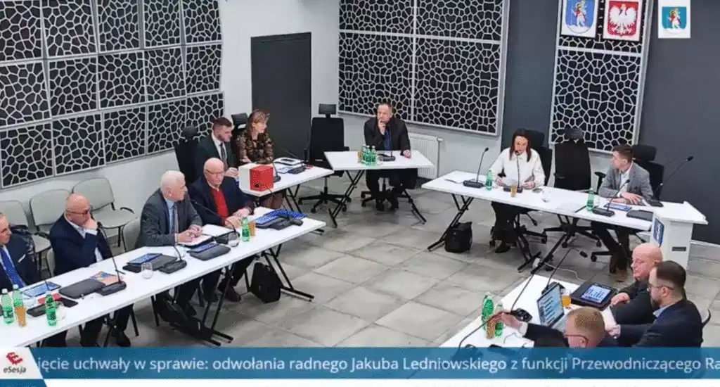 Gorąca sesja w Chełmcu. Radni wybrali nowe prezydium