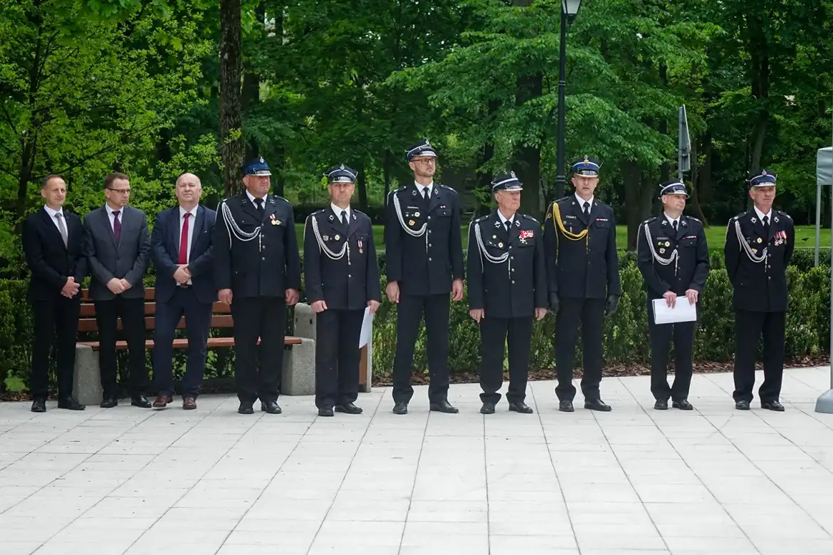 Grybów świętuje Dzień Strażaka. Wsparcie i wdzięczność dla bohaterów dnia codziennego