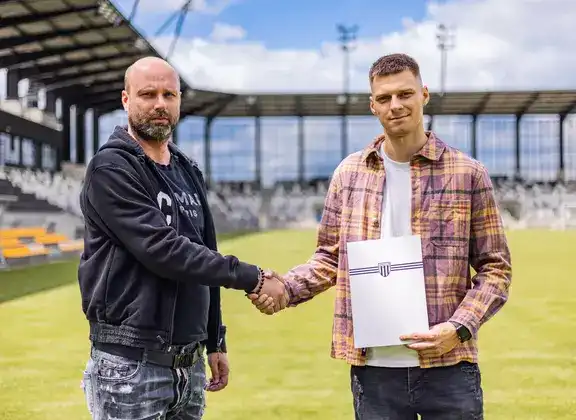 Jakub Wilczyński zostaje w Sandecji. Nowa umowa napastnika