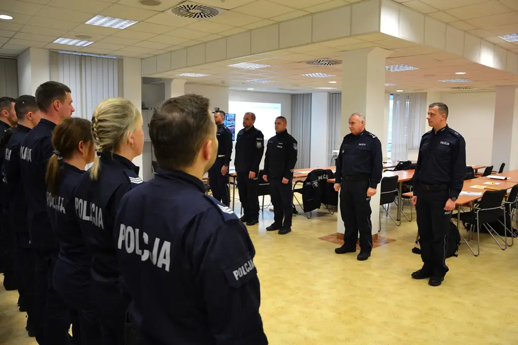 Nowi aspiranci w sądeckiej policji. Ruszył kurs zawodowy