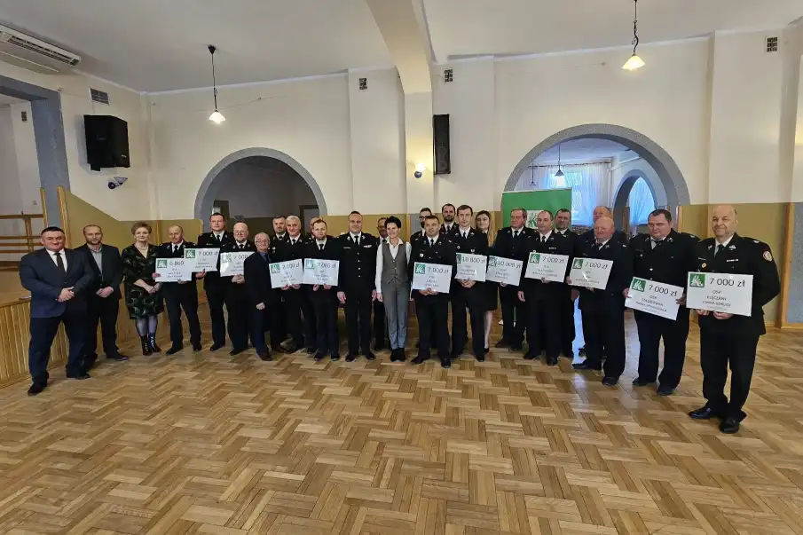 KRUS wspiera strażaków z powiatu gorlickiego. Ponad 90 tys. zł dla 12 jednostek OSP