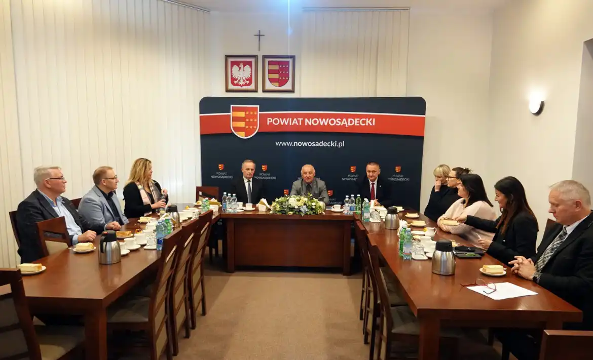 Samorządowcy z Powiatu Olsztyńskiego z wizytą na Sądecczyźnie