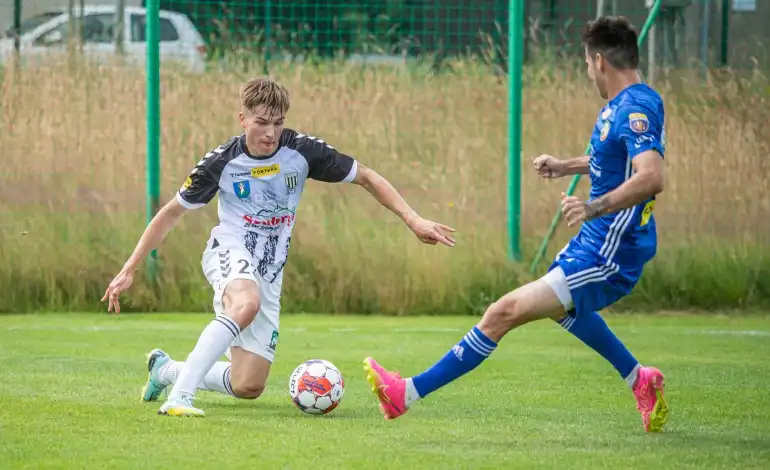 “Biało-Czarni” remisują z Miedzią Legnica w pierwszej grze kontrolnej