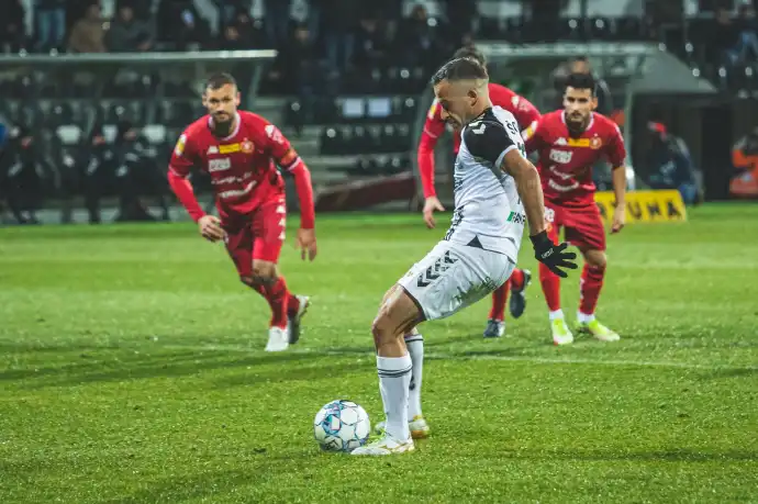 Sandecja remisuje z Widzewem Łódź