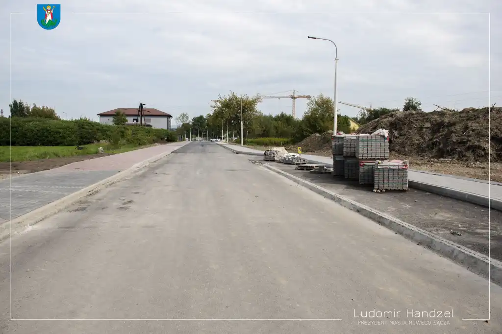 Dobiega końca kompleksowy remont ul. 29 Listopada w Nowym Sączu