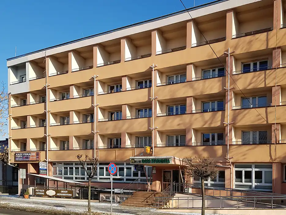 PWSZ: Zakończyła się rozbudowa Domu Studenta