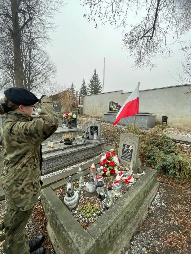 Pamięć o Armii Krajowej. Limanowska młodzież uczciła bohaterów II wojny światowej