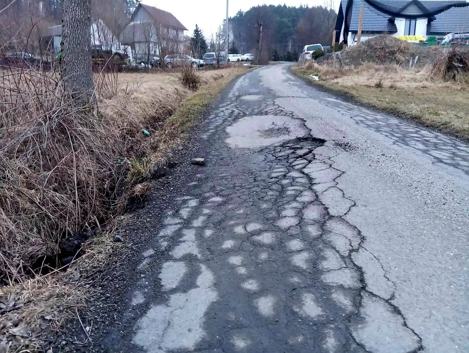 W Gminie Łukowica nie zwalniają tempa. Kolejne prace drogowe rozpoczęte