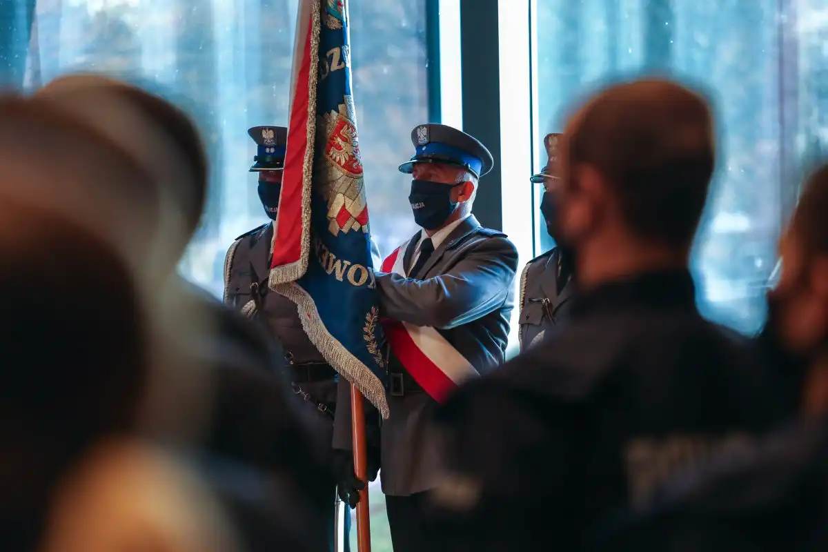 Nowi policjanci w jednostkach małopolskiego garnizonu Policji. Również w Komendzie w Gorlicach oraz Limanowej