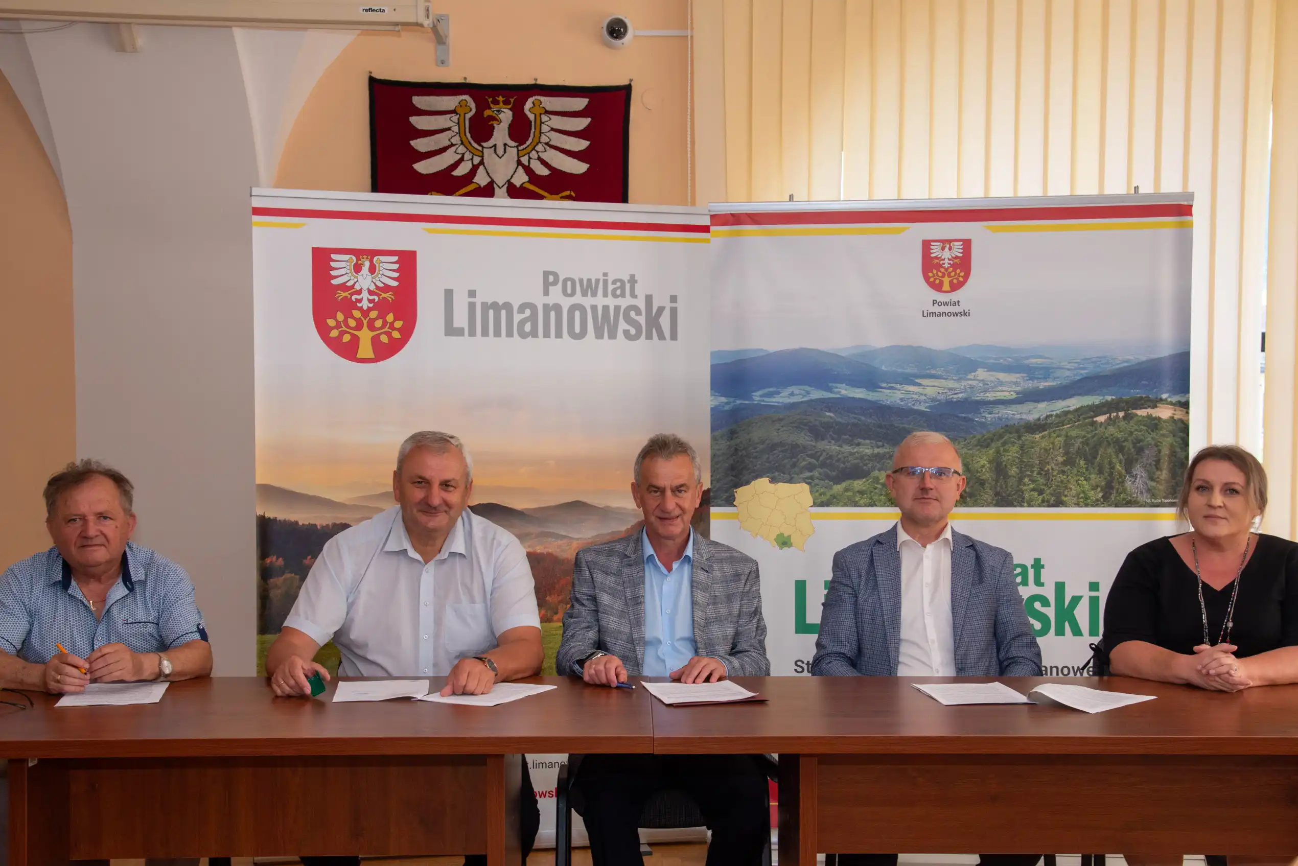 Umowa na wykonanie Dokumentacji Projektowo-Budowlanej dla Stabilizacji Osuwiska w Tymbarku podpisana
