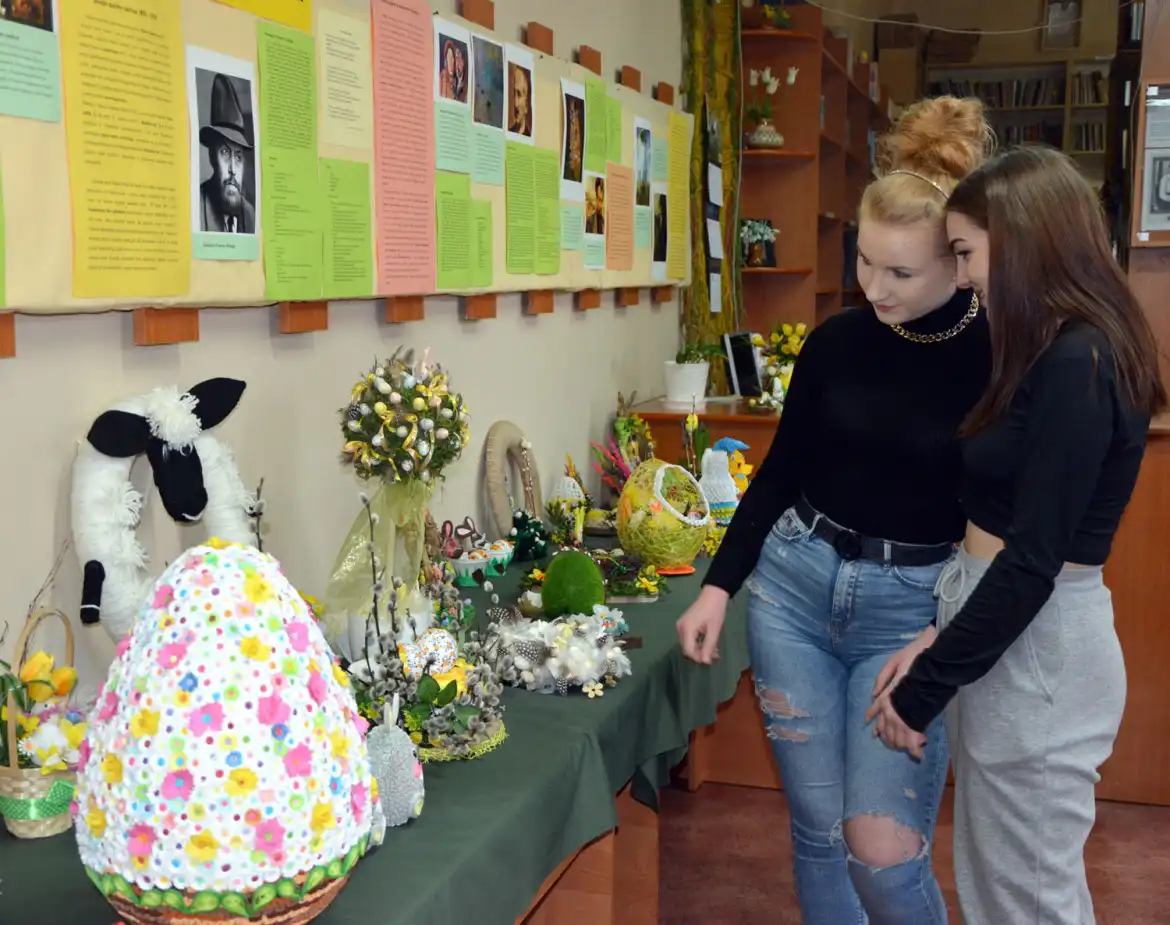 W Zespole Szkół Zawodowych w Grybowie rozstrzygnięto konkurs na najpiękniejszy stroik wielkanocny