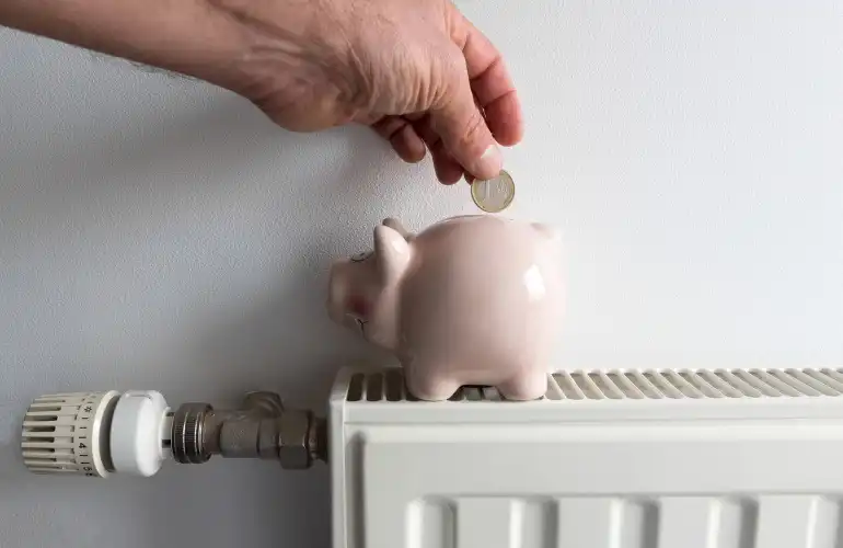 Ceny energii i opału w górę. Ile więcej będzie kosztować zima i kogo na nią stać?