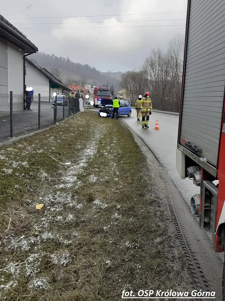 Wypadek w Kamionce Wielkiej. Jedna osoba poszkodowana