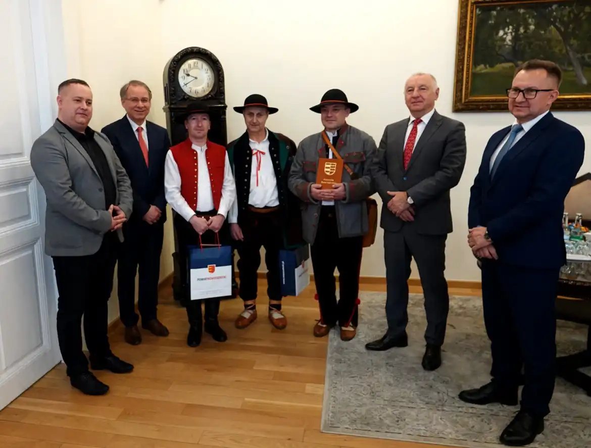 Do Fonoteki Powiatowej trafiła 182 płyta