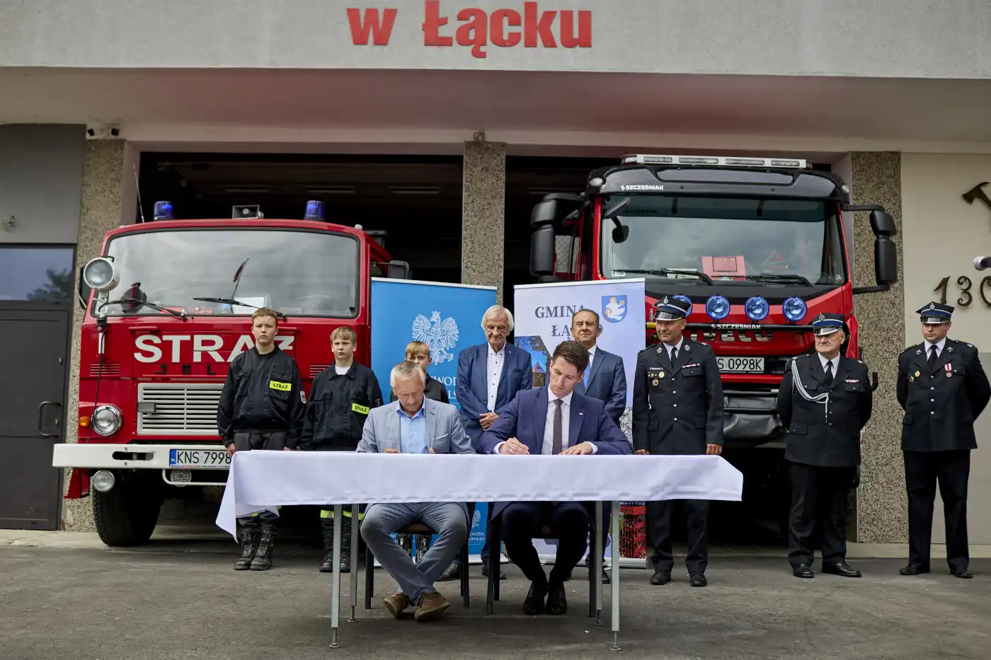 OSP Łącko z dofinansowaniem na zakup nowego samochodu bojowego
