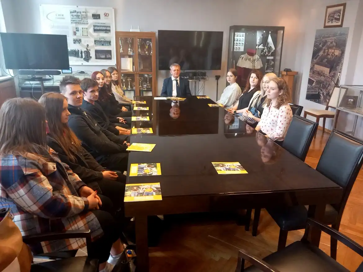 Uczniowie ZS w Starym Sączu zwiedzili Krakowski Salon Ekonomiczny Narodowego Banku Polskiego