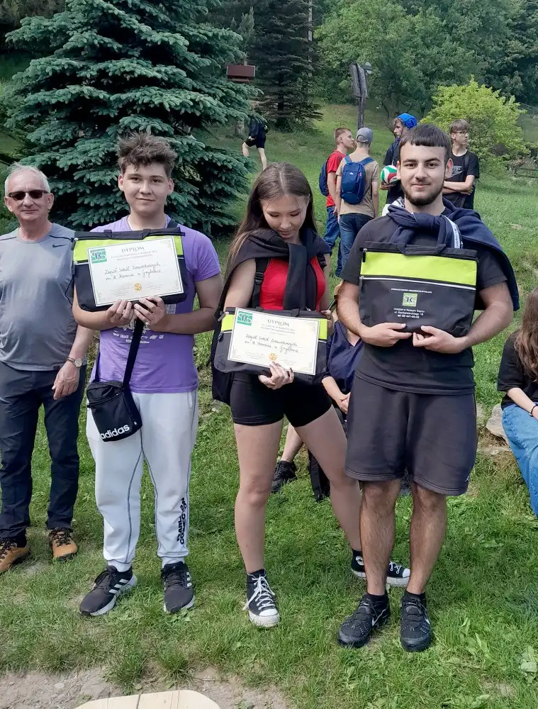 Uczniowie z Zespołu Szkół Zawodowych w Grybowie wzięli udział w rajdzie „Młodych Ekonomistów”