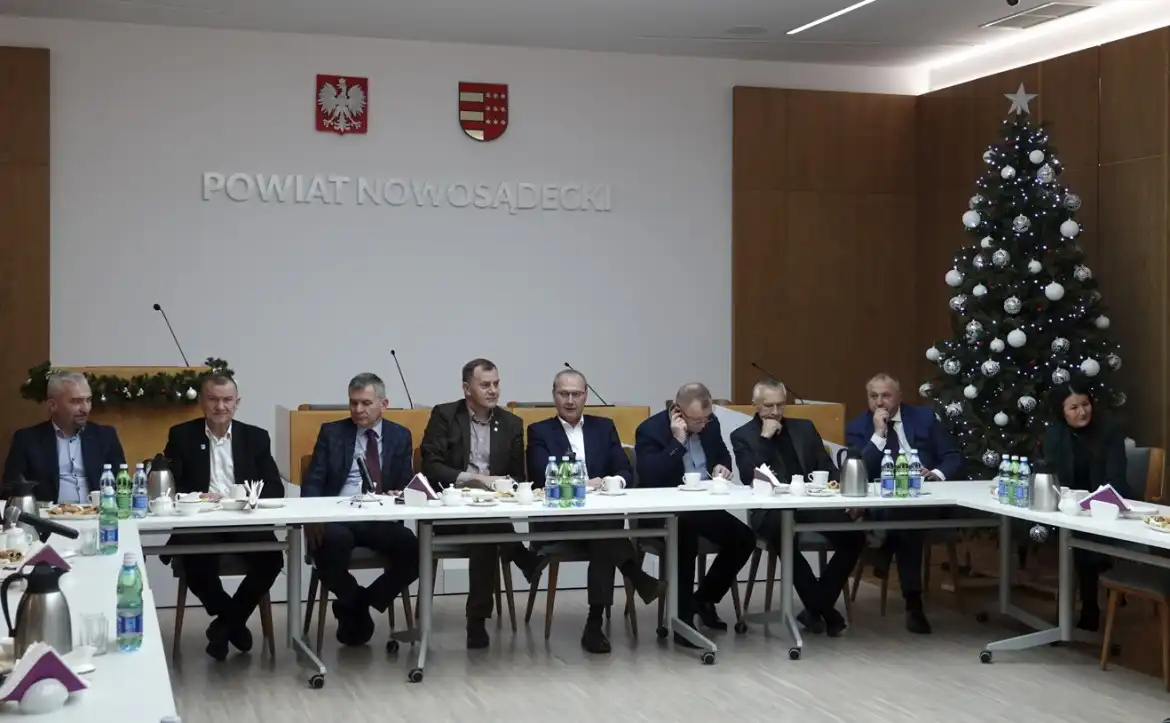 Samorządowcy z Sądecczyzny spotkali się z wicemarszałkiem Sejmu Ryszardem Terleckim