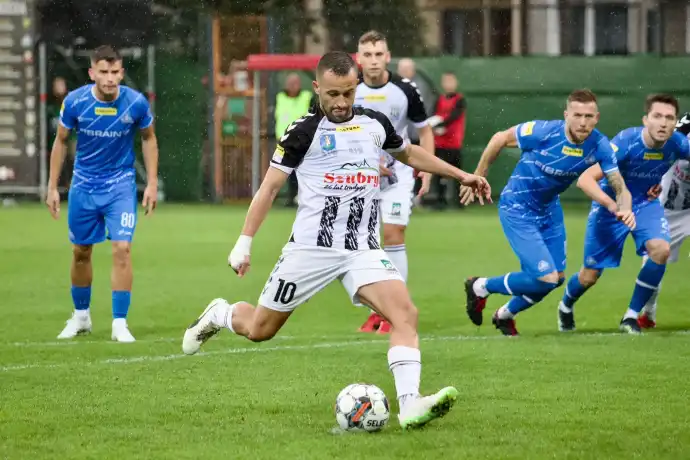 Sandecja przegrywa ze Stalą Rzeszów