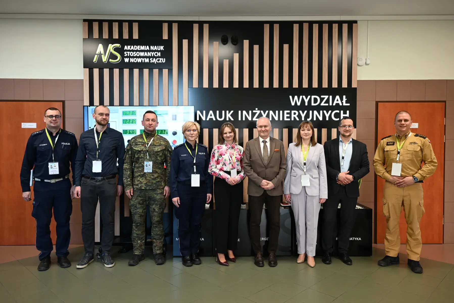 Robot ASTRO i rozmowy o przyszłości. Gra o Karierę na Wydziale Nauk Inżynieryjnych