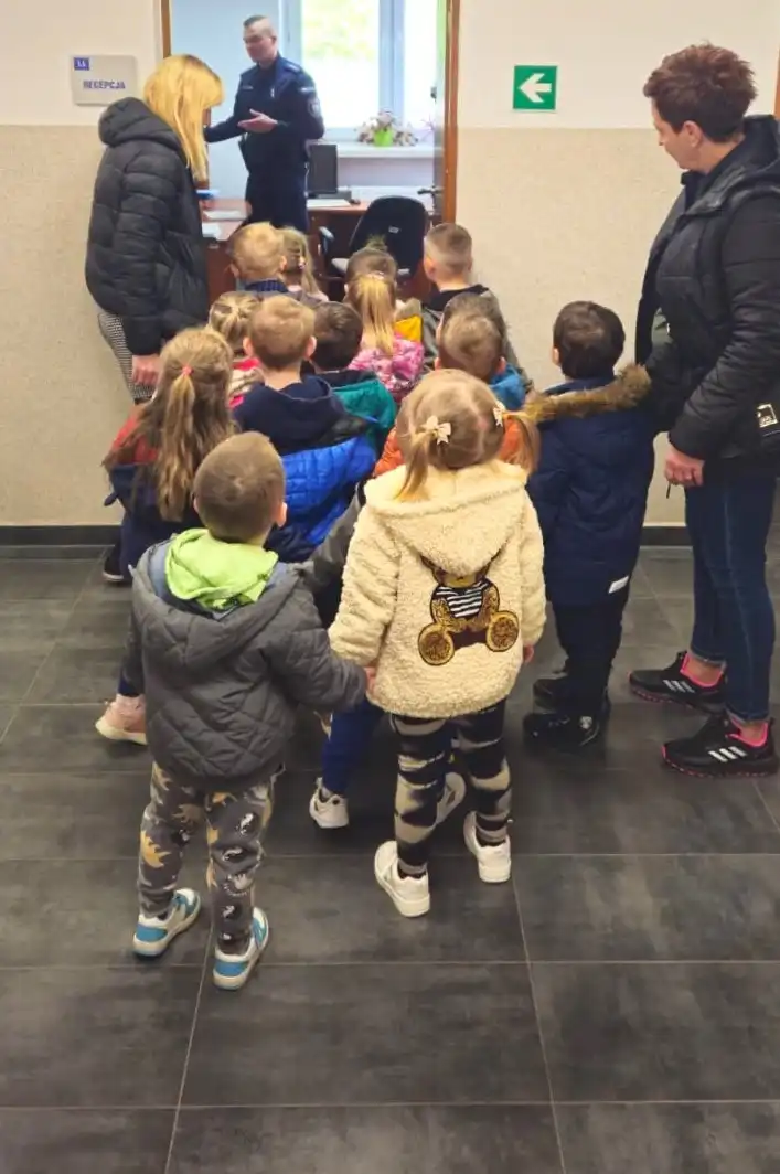 Najmłodsi z wizytą w muszyńskim Komisariacie Policji
