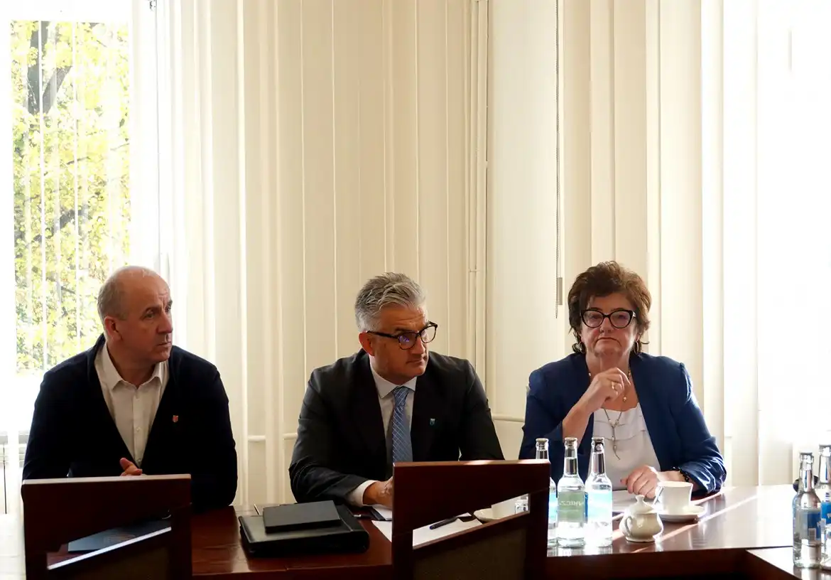 Jednogłośny wybór i nowe twarze. Antoni Koszyk przewodniczącym Rady Pożytku Publicznego