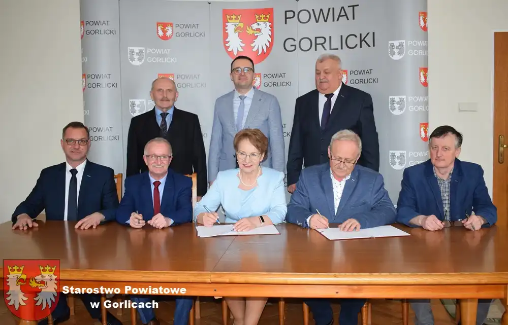 Droga powiatowa Gorlice-Bystra-Łużna zostanie przebudowana. Umowa podpisana