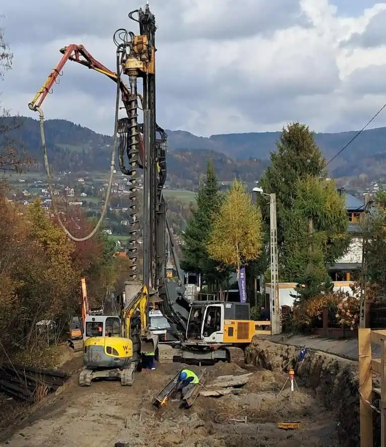 Limanowa. Stabilizacja osuwisk na ulicach Bystrej i Walecznych w toku