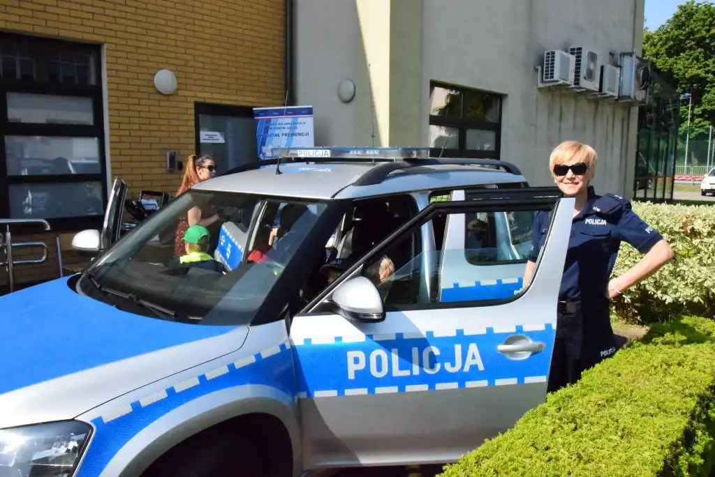 Sądeccy policjanci na Festiwalu Nauk Stosowanych. Promowali zasady bezpieczeństwa i opowiadali o swojej służbie