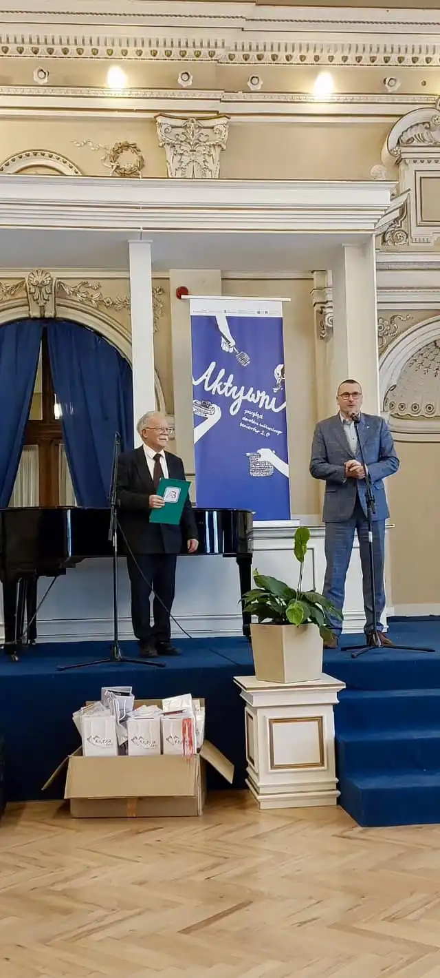 Aktywni Seniorzy Krynicy-Zdroju zachwycają artystycznym repertuarem