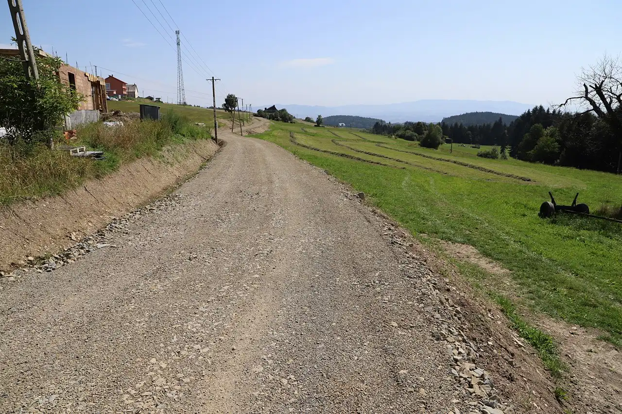 Gmina Limanowa: dobiegła końca modernizacja dwóch dróg dojazdowych do gruntów rolnych