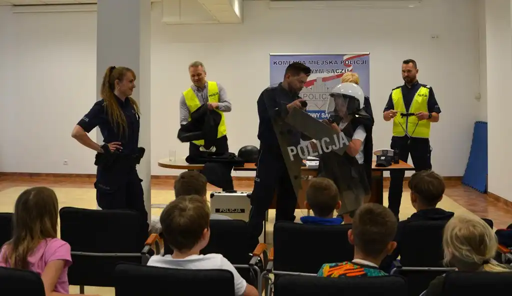Komenda Miejska w Nowym Sączu zaprosiła najmłodszych na dzień otwarty
