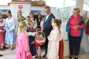 Wędrowali „Śladami Bohaterów” – wernisaż wystawy poprojektowej w PCIT w Limanowej