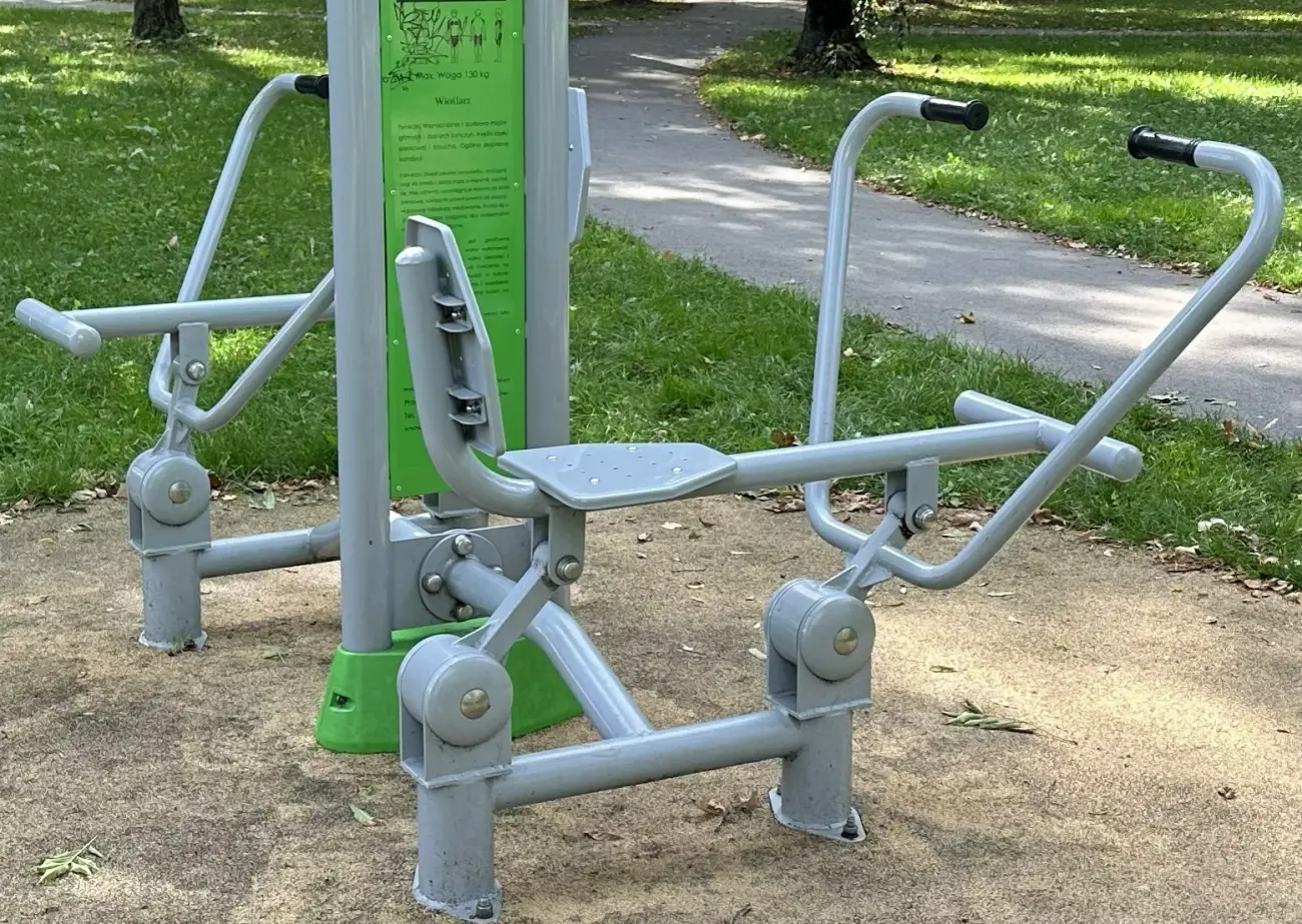 Nowa atrakcja w Bartkowej-Posadowej. Przy tężni powstała siłownia pod chmurką