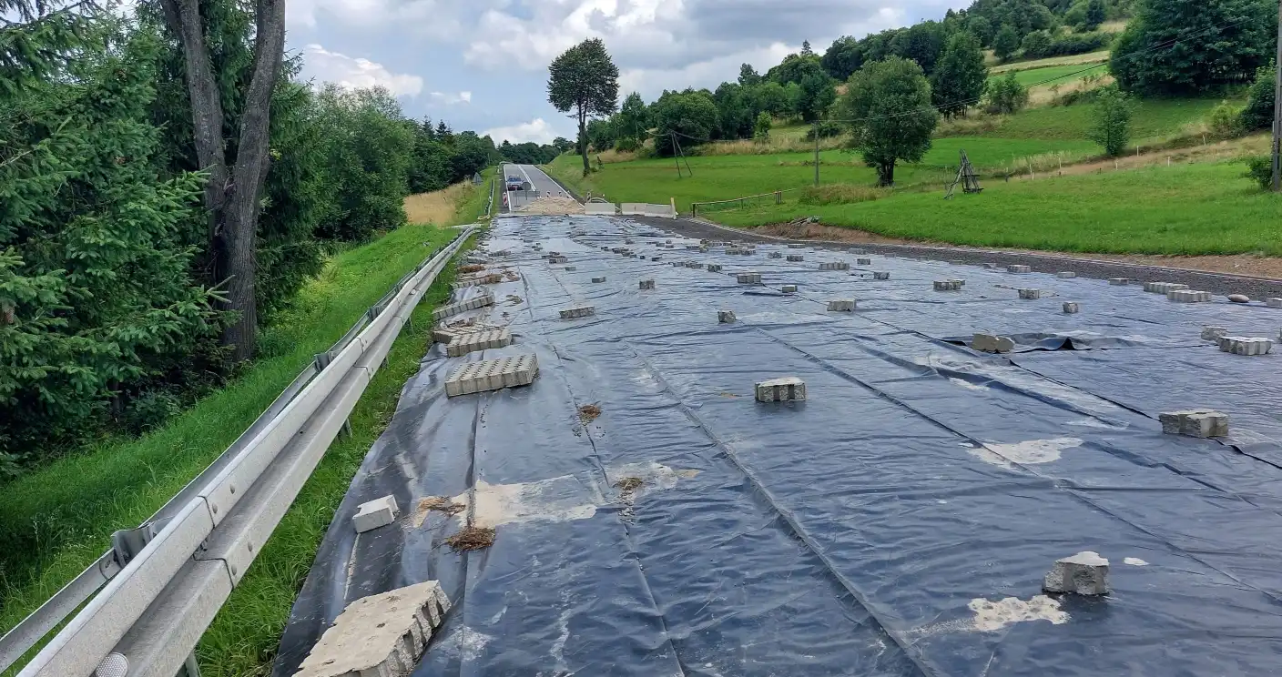 Podpisano umowę na badania geotechniczne i ekspertyzę osuwiska w Kasinie Wielkiej