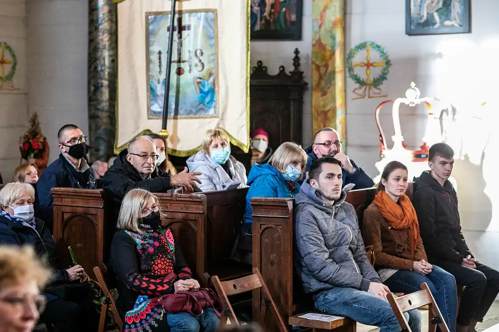 „Łańcuch łączący Ziemię z Niebem…”. Promocja książki Kamila Basty w Sądeckim Parku Etnograficznym