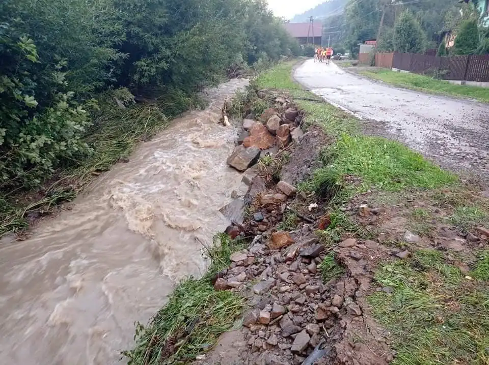 Intensywne opady deszczu zniszczyły drogi na terenie gminy Muszyna