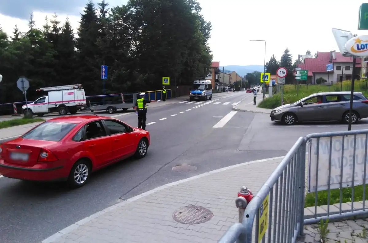 Policjanci z Nowego Sącza i Krynicy-Zdroju dbali o bezpieczeństwo w czasie festiwalu biegowego