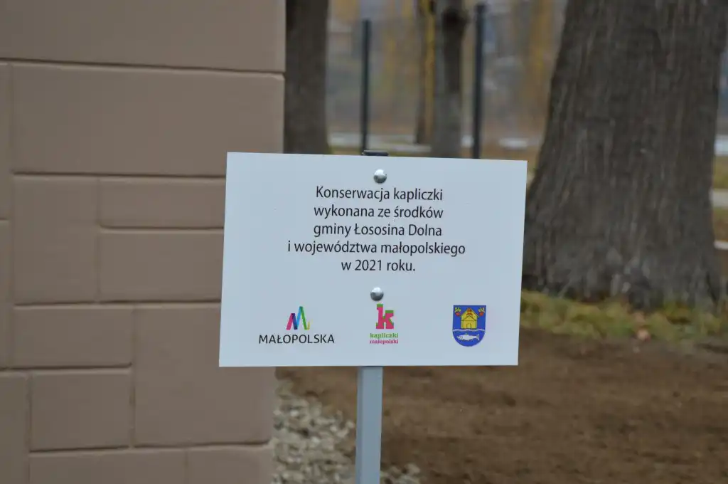 Kolejna kapliczka w regionie wypiękniała