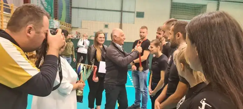 Muszyna: Nauczyciele grali w siatkówkę. To już XX edycja turnieju