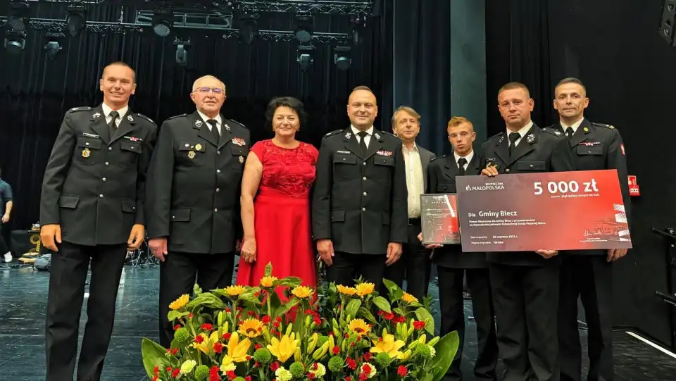 Małopolska docenia bohaterów. Wsparcie dla wyróżniających się jednostek OSP