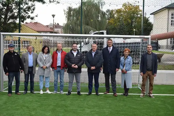 Nowoczesny obiekt sportowy w Bieczu oficjalnie otwarty