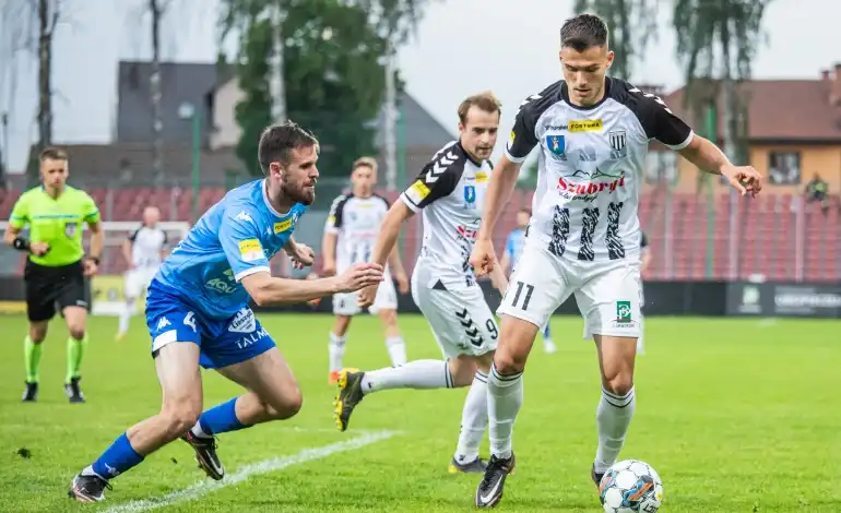 Maciej Mas przedłużył kontrakt z klubem Sandecji