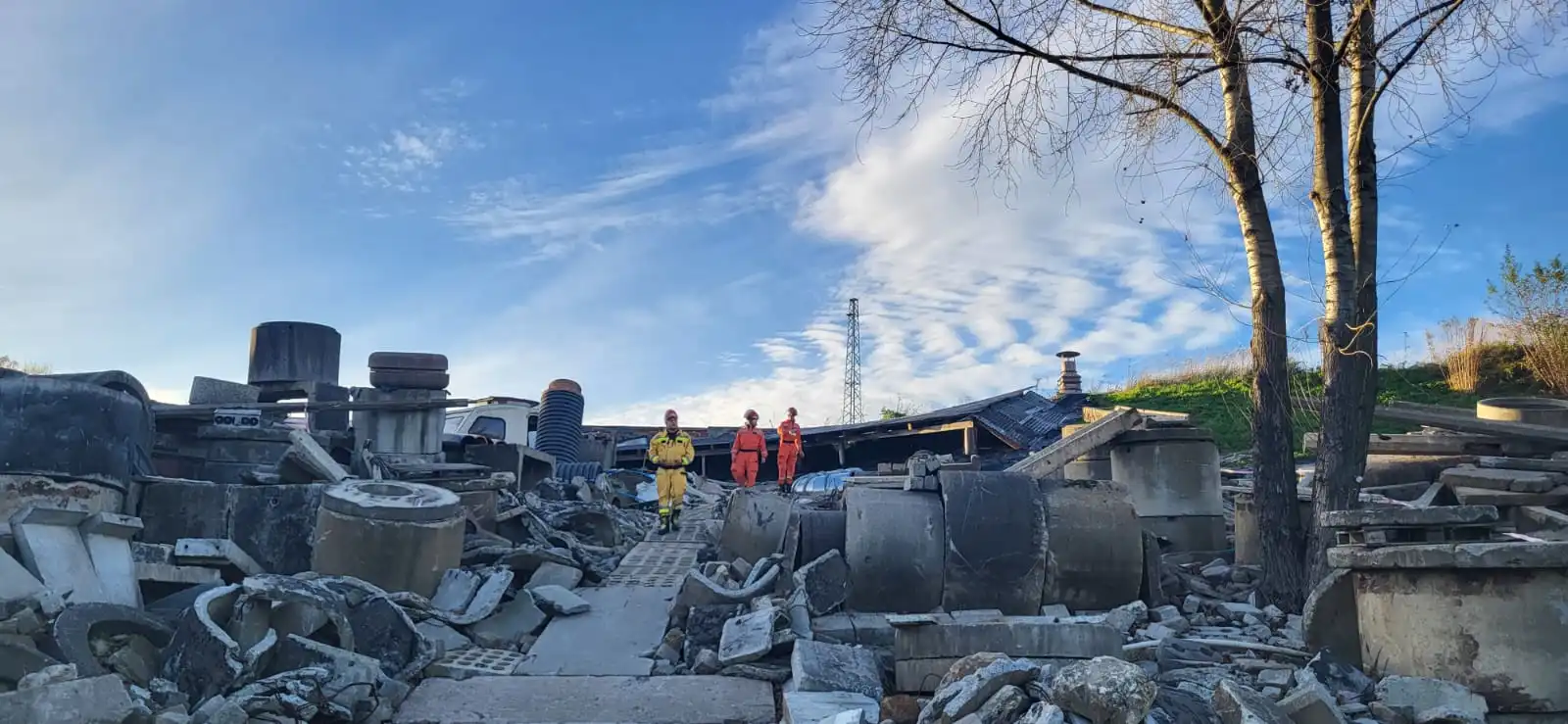 SGPR Nowy Sącz zorganizowało szkolenie doskonalące dla przewodników psów ratowniczych