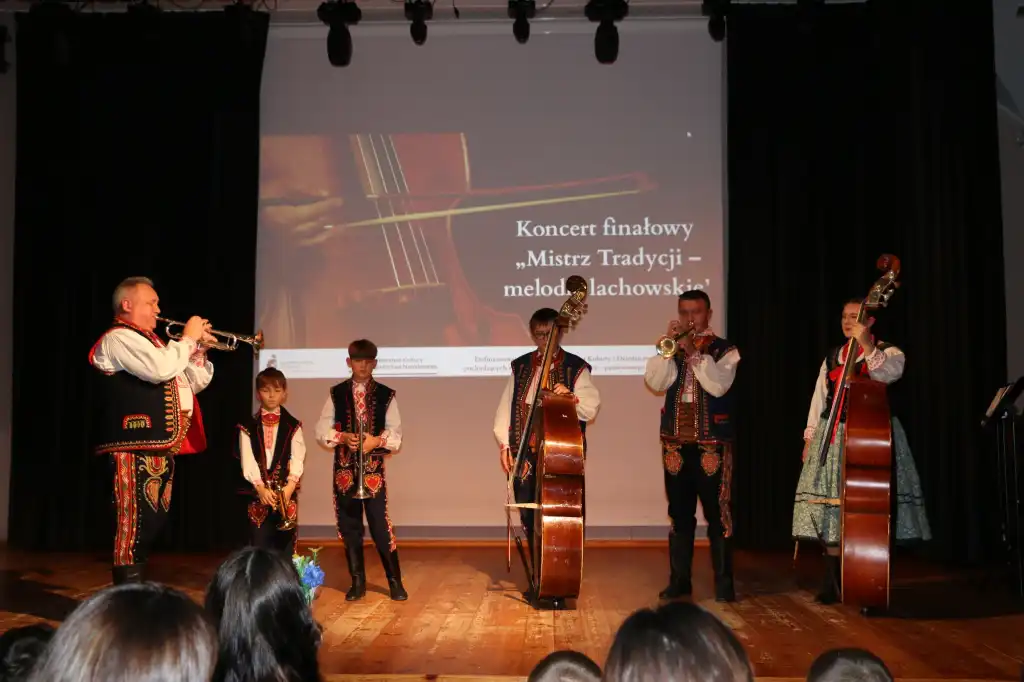 Melodie lachowskie rozbrzmiały w Centrum Kultury w Łososinie Dolnej
