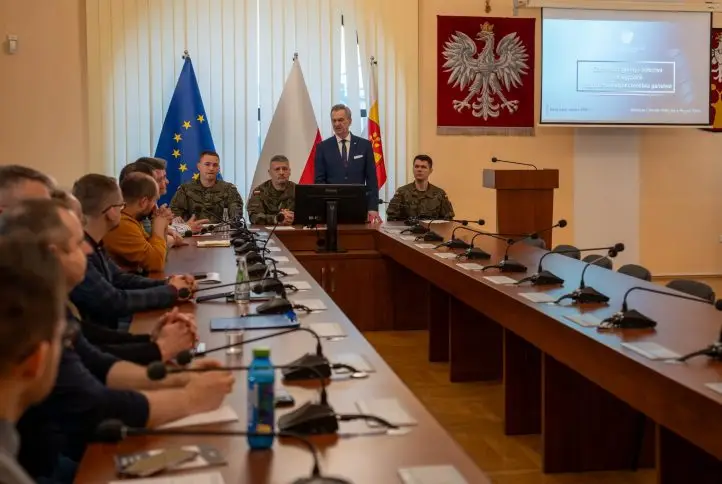 Samorządy uczą się reagować. Spotkanie o bezpieczeństwie w Limanowej