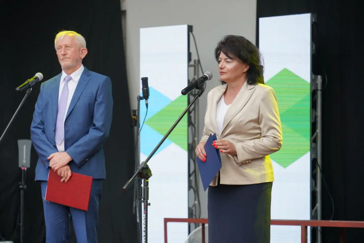W piątek 16 lipca zapłonęła Łemkowska Watra symbol dorocznego święta kultury łemkowskiej