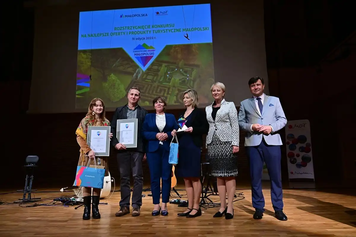 Zwycięzcy i wyróżnieni w tegorocznym konkursie Turystyczne Skarby Małopolski nagrodzeni